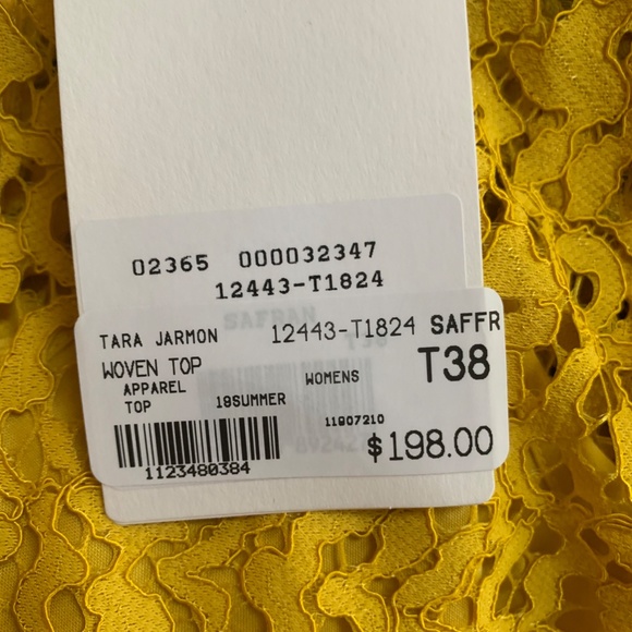 Lace Top! - Picture 5 of 6